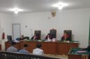 Saat tiga terdakwa dihadirkan di PN Tipikor Palembang Untuk mendengarkan pembacaan putusan, Jumad (10/4/2026)