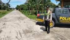 Personel Polsek Buay Madang Timur melaksanakan patroli KRYD dan antisipasi 3C di Jalan Desa Berasan Mulia. 