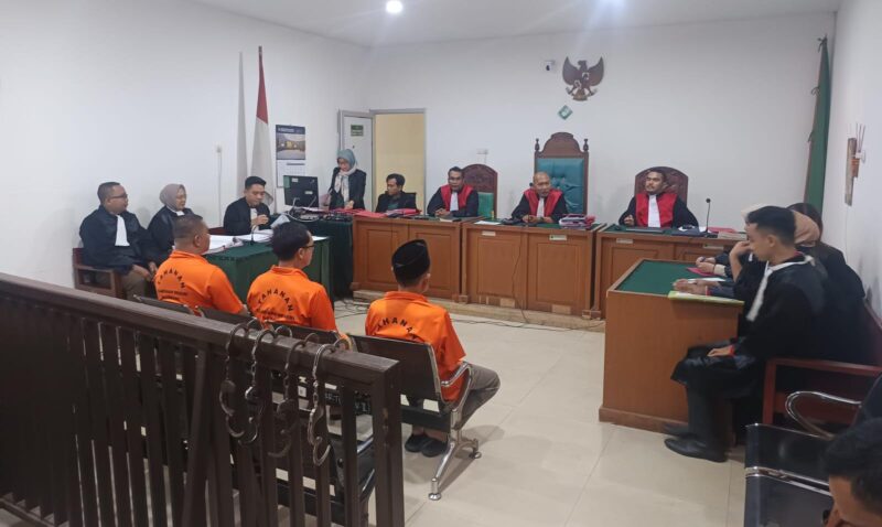Saat JPU bacakan tuntutan pidana terhadap ketiga terdakwa kasus TPPU di PN Palembang, Selasa (14/4/2026)