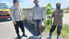 Hadir di Tengah Masyarakat, Polsek Buay Madang Timur sampaikan Imbauan Kamtibmas. 