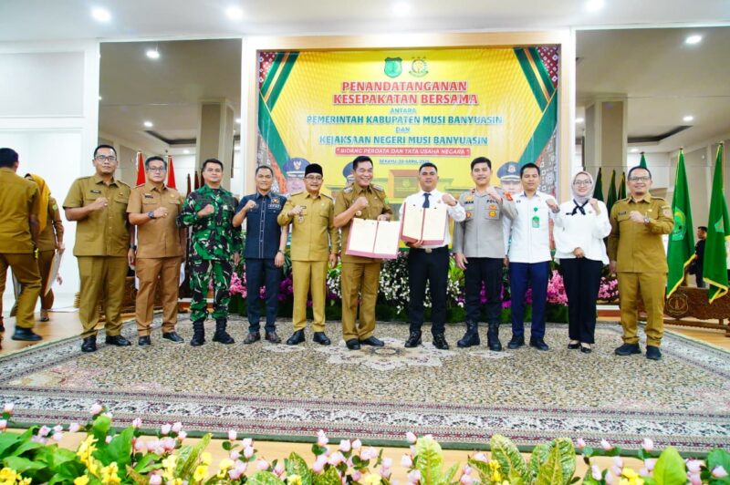 Pemkab Muba dan Kejari Muba Tandatangani MOU