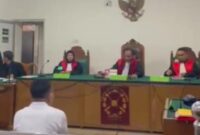 Saat Terdakwa dihadirkan di sidang PN Tipikor Palembang, Selasa (21/4/2026)