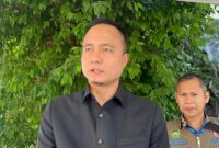 Caption: Kepala Pelaksana Badan Penanggulangan Bencana Daerah (BPBD) Sumsel, M Iqbal Alisyahbana saat diwawancarai langsung, Kamis (23/4/2026). Foto: Tia