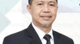 fhoto : kepala kantor kementerian haji kota pagar alam h silahudin