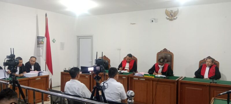 Saat JPU KPK RI bacakan tuntutan Pidana terhadap dua Terdakwa di persidangan yang digelar di PN Tipikor Palembang, Selasa (28/4/2026)