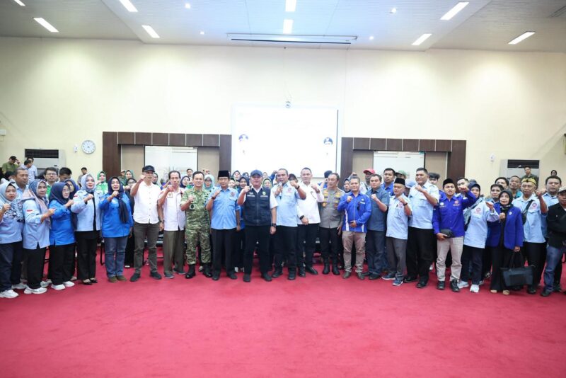 Sarasehan dan Penyampaian Aspirasi Buruh dalam rangka peringatan May Day 2026 yang berlangsung di Auditorium Graha Bina Praja Pemerintah Provinsi Sumatera Selatan, Jumat (1/5/2026).
