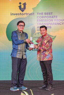 Pertamina Patra Niaga Raih Predikat Best Of The Best di Corporate Emission Reduction Transparency Awards 2026