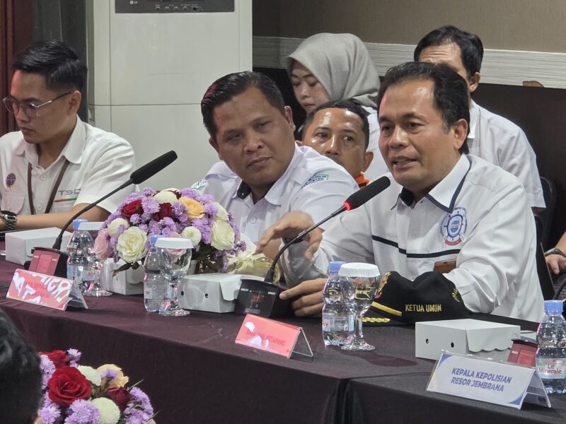 Ketua Umum DPP Gapasdap Khoiri Soetomo.