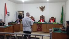 Saat majelis hakim menjatuhkan Hukuman terdakwa Ir. Prasetyo Boeditjahjono di persidangan yang digelar di PN Tipikor Palembang, Selasa (5/5/2026)