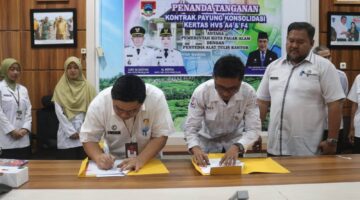 konsolidasi dan penandatanganan kontrak payung pengadaan kertas hvs 80 gram