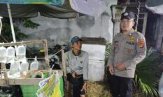 Jaga Keamanan Malam Hari, Personel Polsek Buay Madang Timur Sambangi Warga Desa Sumber Asri