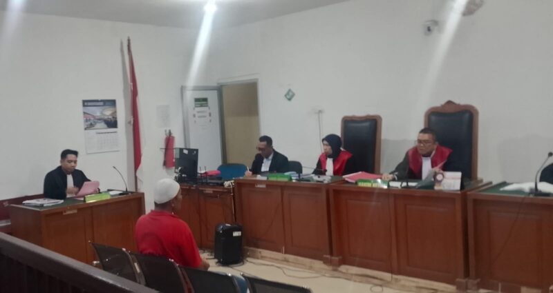 Saat JPU membacakan Tuntutan terdakwa Romli di sidang PN Tipikor Palembang, Senin (11/5/2026)