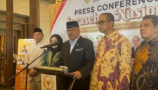 Ketua Badan Penganggaran MPR RI Melchias Markus Mekeng saat konferensi pers usai kegiatan sarasehan di Ballroom Hotel Aston Palembang, Selasa (19/5/2026). Foto: Tia