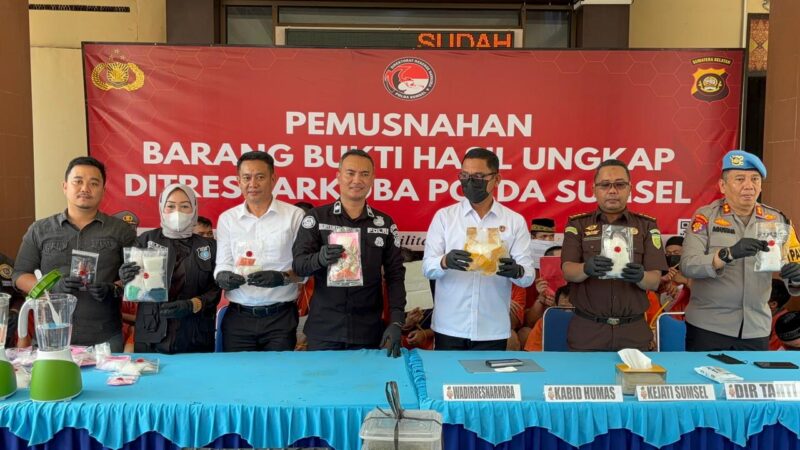 Pemusnahan barang bukti hasil operasi Mei 2026.
