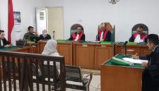 Saat Terdakwa Iga Delia dihadirkan di PN Palembang Kamis (21/5/2026) untuk mendengarkan pembacaan putusan