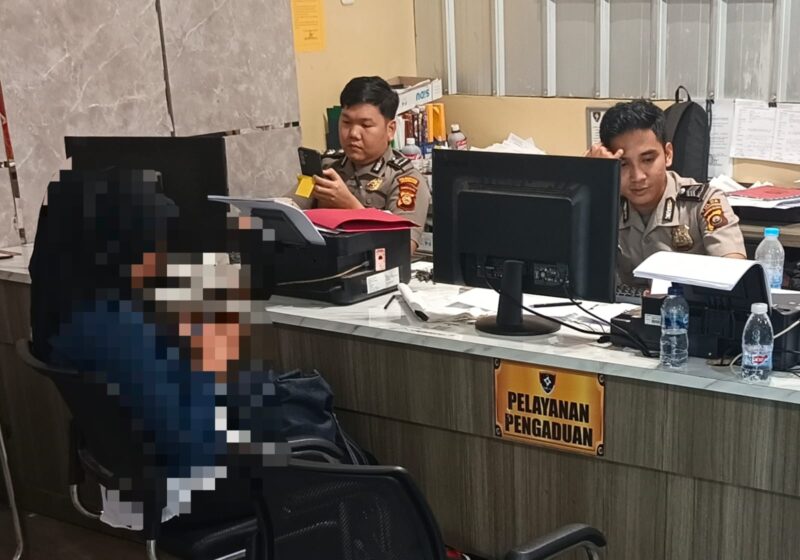 FY saat Melaporkan Peristiwa yang dialaminya ke SPKT Polrestabes Palembang 
