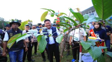 Gubernur Herman Deru Ajak Generasi Muda Jaga Hutan di Festival Kehutanan UIN Raden Fatah