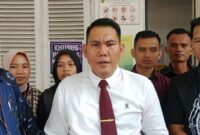 Saat kuasa hukum terdakwa Yansori, Sapriadi Syamsudin SH MH ditemui di PN Palembang, Kamis (21/5/2026)