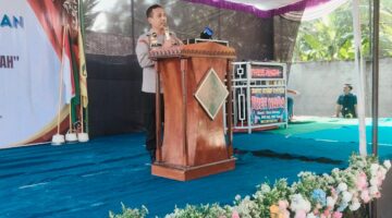 Hadiri Pelepasan Siswa SMP Muhammadiyah 2 Karang Tengah, Polsek Buay Madang Timur Sampaikan Pesan Kamtibmas