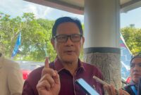 Kepala Dinas Kesehatan Sumatera Selatan Trisnawarman saat diwawancarai langsung di RSKGM Palembang. Foto: Tia