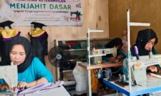 Dari Keterampilan Menjadi Peluang, Pertamina Patra Niaga Regional Sumbagsel Dampingi Perempuan Desa Banuayu