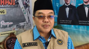 Caption: Kepala Kantor Wilayah Kementerian Haji dan Umrah Provinsi Sumatera Selatan, M. Arkan Nurwahiddin saat diwawancarai, Senin (1/6/2026). Foto: Kemenhaj Sumsel