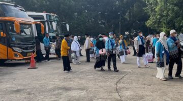 443 Jemaah Haji Kloter Satu Asal OKU Timur Tiba di Tanah Air