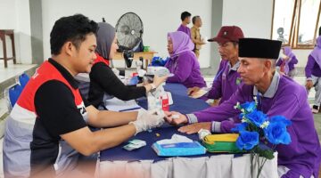 Puluhan Lansia Desa Pangkul Ikuti Pemeriksaan Kesehatan Gratis