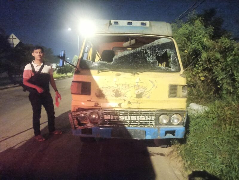 Mobil Korban yang Hancur di Keroyok Otd