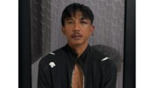 Tersangka saat diamankan.