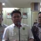 Caption: Gubernur Sumsel, Herman Deru saat diwawancarai, Kamis (4/6/2026). Foto: Tia