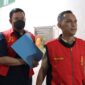 Caption: Wabup PALI tersangka kasus fee proyek saat digiring ke mobil tahanan, Rabu (3/6/2026). Foto: istimewa