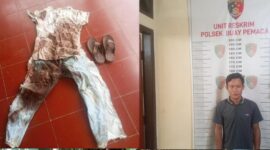 Pelaku beserta barang bukti saat diamankan.