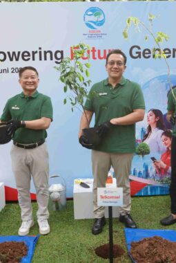 Melayani Sepenuh Hati di Hari Lingkungan Hidup Sedunia, Telkomsel Pertegas Komitmen Ciptakan Dampak Bermakna Melalui Bisnis Berkelanjutan