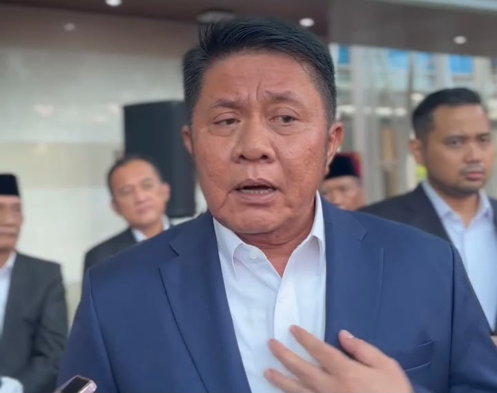 Gubernur Sumatra Selatan Herman Deru saat diwawancarai, Senin (8/6/2026). Foto: istimewa