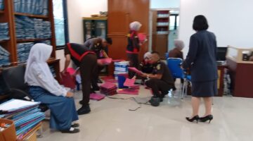 fhoto (ist/kejari) : kejari kembali lakukan penggeledahan bank sumsel babel cabang pagar alam