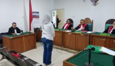 Saat majelis Hakim menjatuhkan hukuman Terdakwa Lilik Liansi dipersidangan PN Palembang, Selasa (9/6/2026)