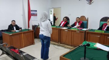 Saat majelis Hakim menjatuhkan hukuman Terdakwa Lilik Liansi dipersidangan PN Palembang, Selasa (9/6/2026)