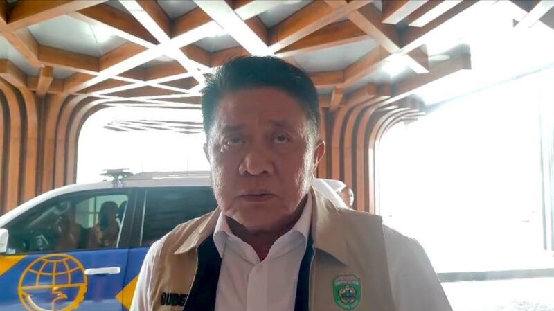 Gubernur Sumatera Selatan, Herman Deru saat diwawancarai langsung, Senin (9/6/2026). Foto: Tia