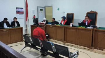 Saat terdakwa dihadirkan di sidang PN Palembang, Rabu (10/6/2026)