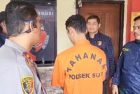 Foto : pelaku saat diamankan di polsek SU 2 Palembang