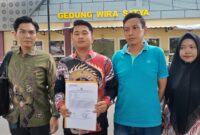 Foto : korban didampingi kuasa hukumnya.