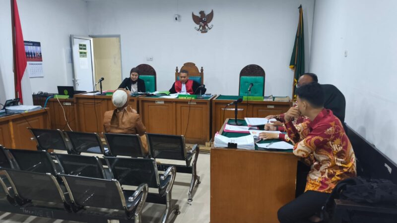 Saat saksi fakta dari pihak pemohon dihadirkan dalam sidang praperadilan di Pengadilan Negeri Palembang, Jumat (12/6/2026).