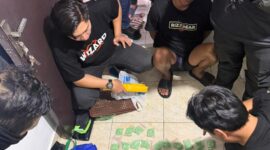 Petugas amankan satu tersangka dan ribuan serta 1,4 kilogram sabu.