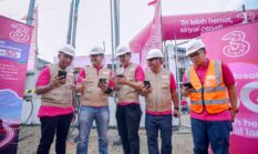 Dari Benteng Kuto Besak hingga Jembatan Ampera, Jelajah Tri Bawa Pengalaman Digital “Lebih Hemat, Sinyal Lancar