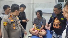 Foto : pelaku usai berobat di RS Siti Fatimah