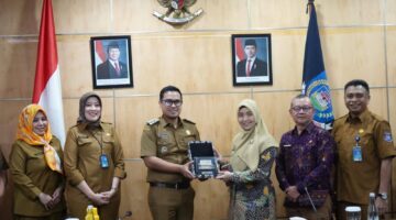 Plt Walikota pagar alam bersama opd terlait studi tiru ke tanggerang selatan
