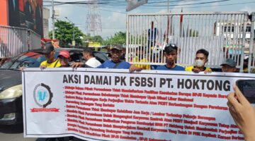 Foto : aksi Demo karyawan PT Hoktong
