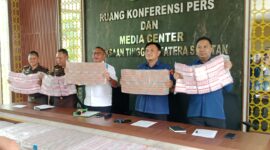 Saat kepala kejaksaan kejati Sumsel Ketut Sumedana SH MH menyampaikan penetapan tersangka Kasus Dugaan Gratifikasi dan Pemerasan di Sungai Lalan, Kamis (18/6/2026)