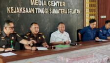 Kepala Kejati Sumsel, Ketut Sumedana SH MH dalam Konvensi Pers Kamis (18/6/2026)